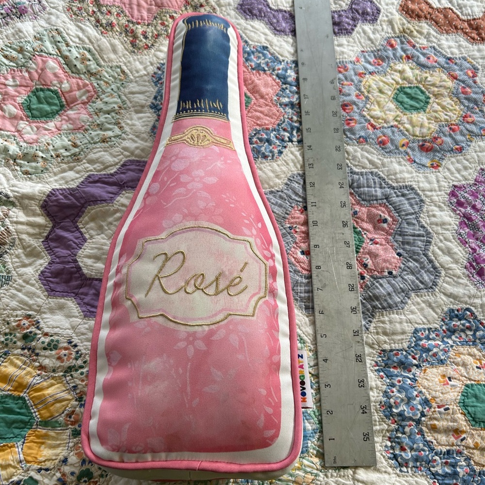 Novogratz Rose’ pillow.